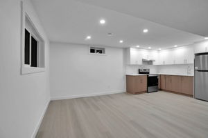  Photo 52