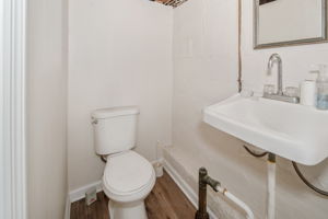  Photo 37