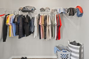  Photo 32