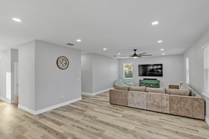 351 W Victoria Trails Blvd, DeLand, FL 32724, USA Photo 21
