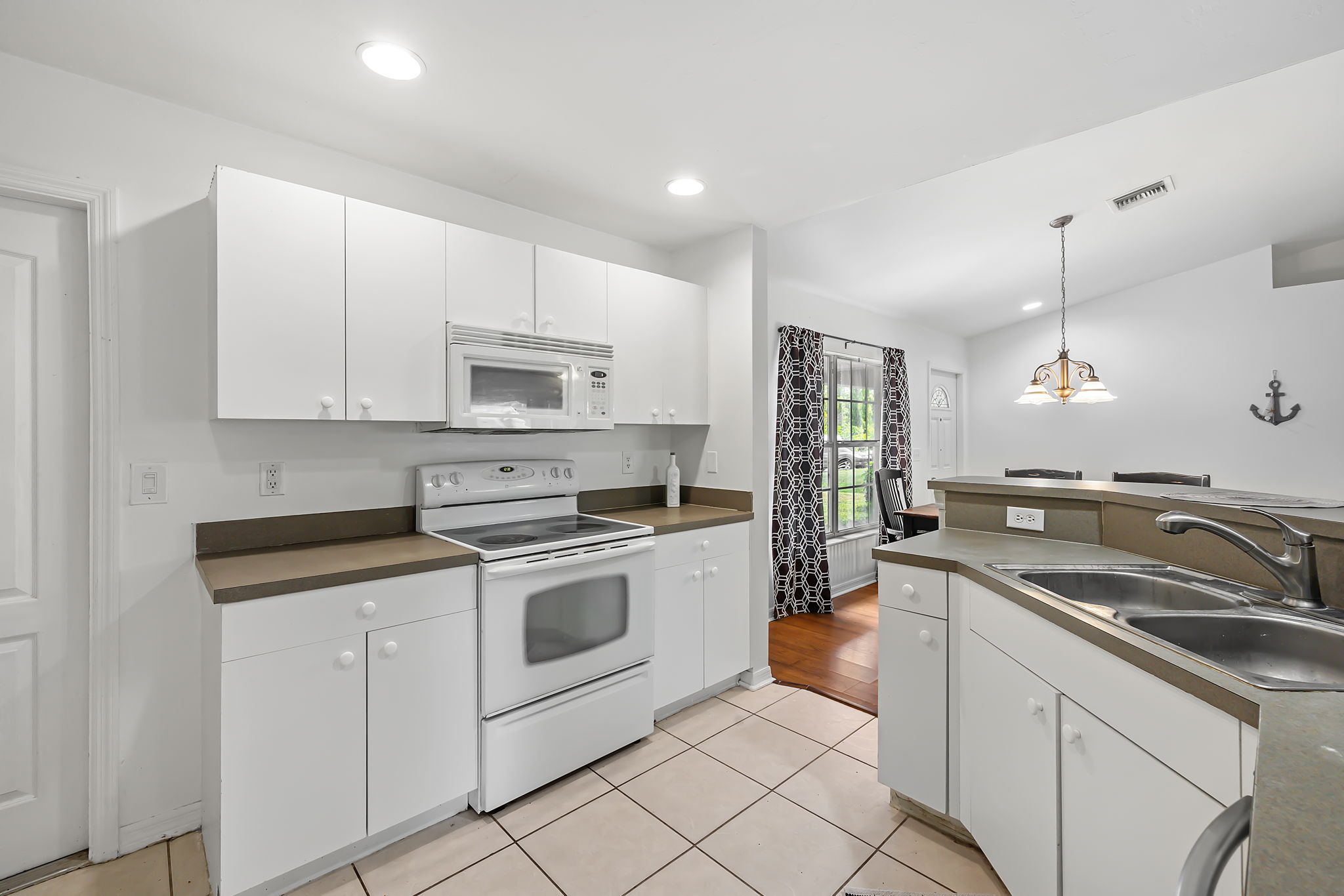 Kitchen 5