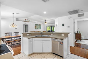 Kitchen 3