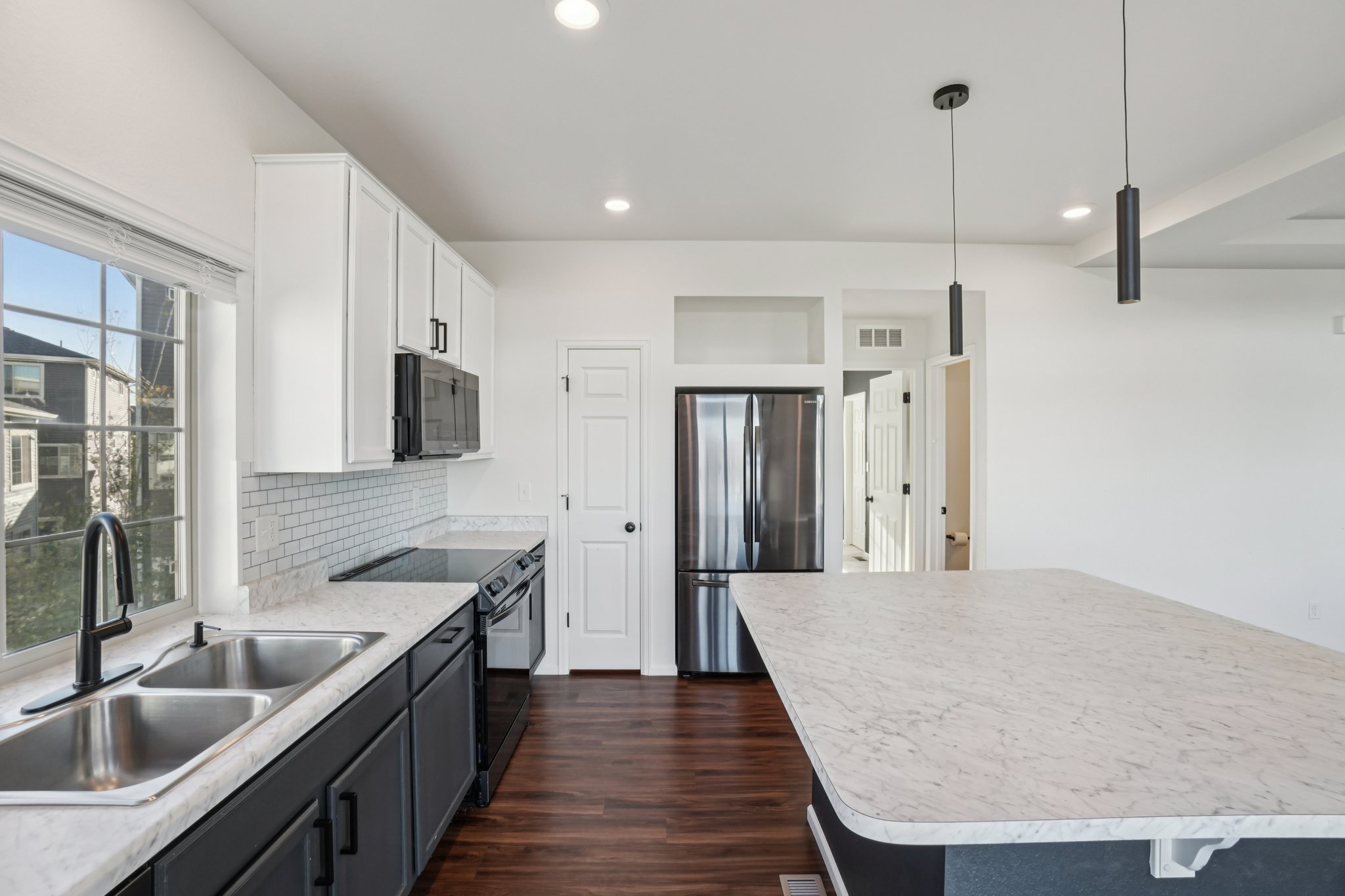 Valleywood Ct-S2110-010.jpg