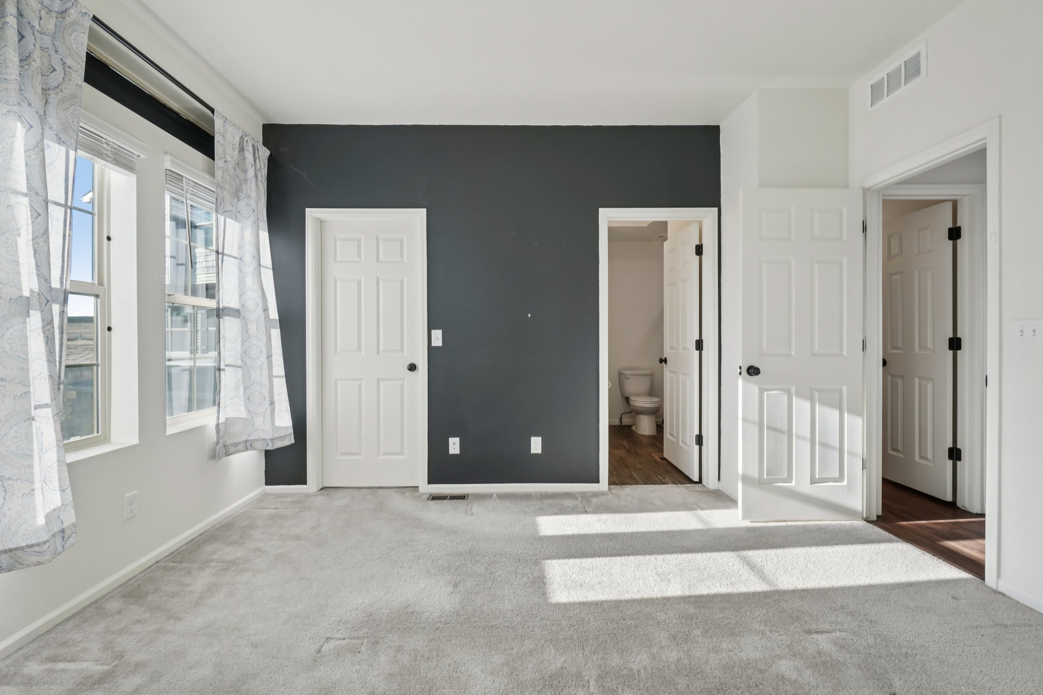 Valleywood Ct-S2110-014.jpg