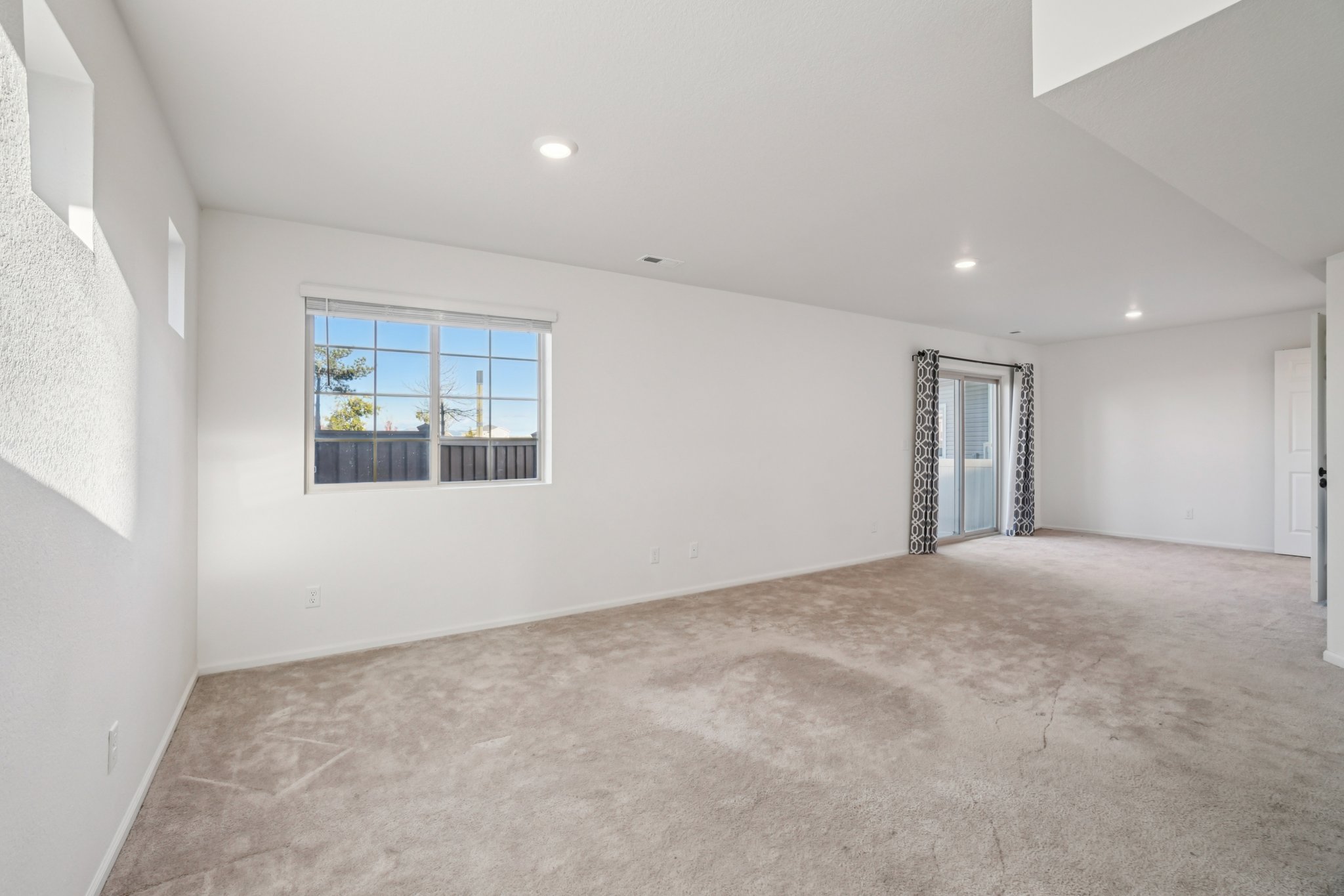 Valleywood Ct-S2110-025.jpg