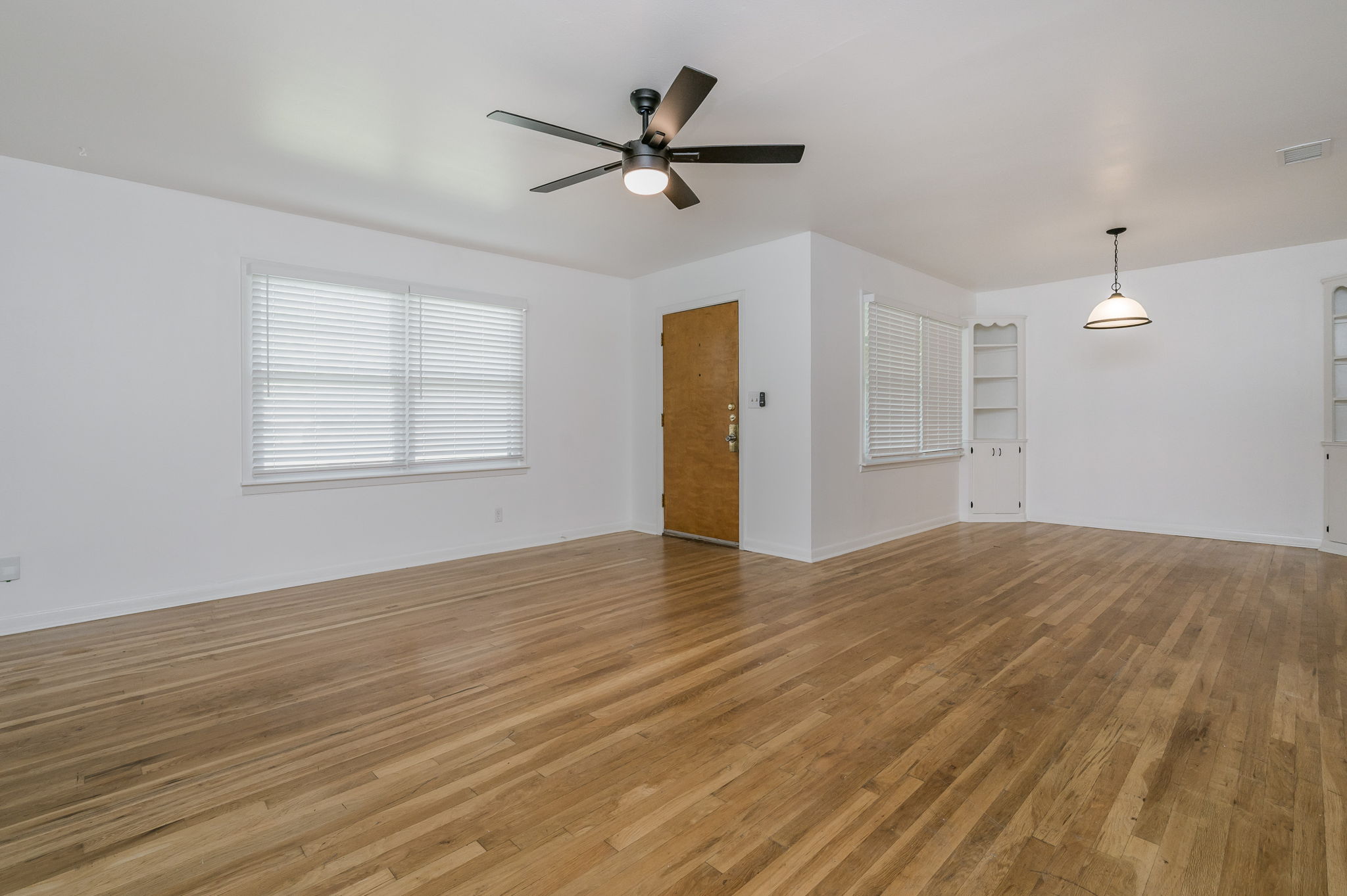 Living Room-2