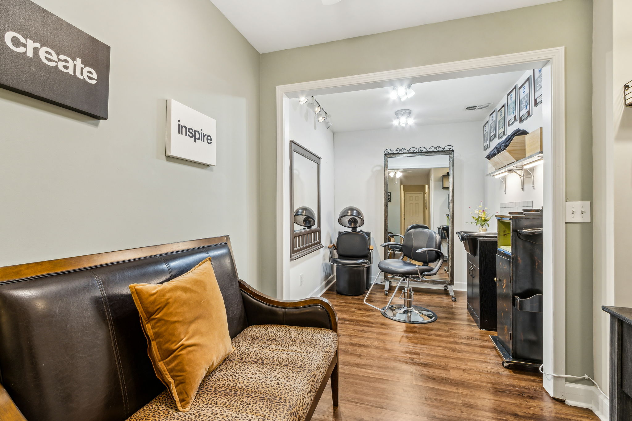 Salon