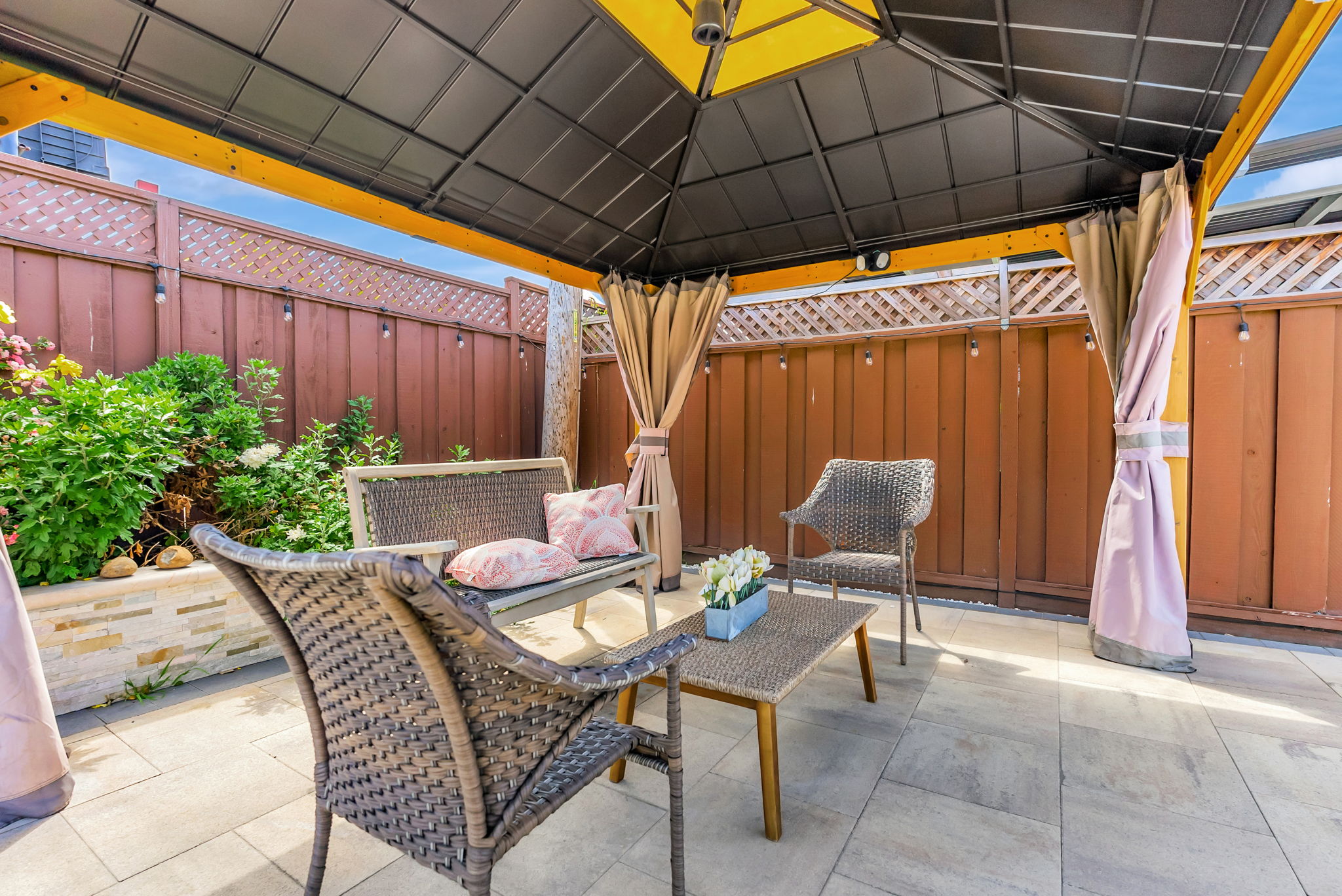 036_35128 Cabrillo Dr