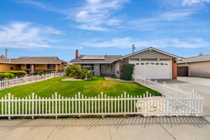 001_35128 Cabrillo Dr