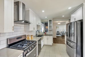 014_35128 Cabrillo Dr
