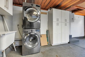 035_35128 Cabrillo Dr