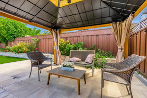 037_35128 Cabrillo Dr