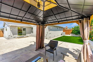 038_35128 Cabrillo Dr