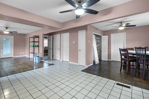 Kitchen/Eating Area