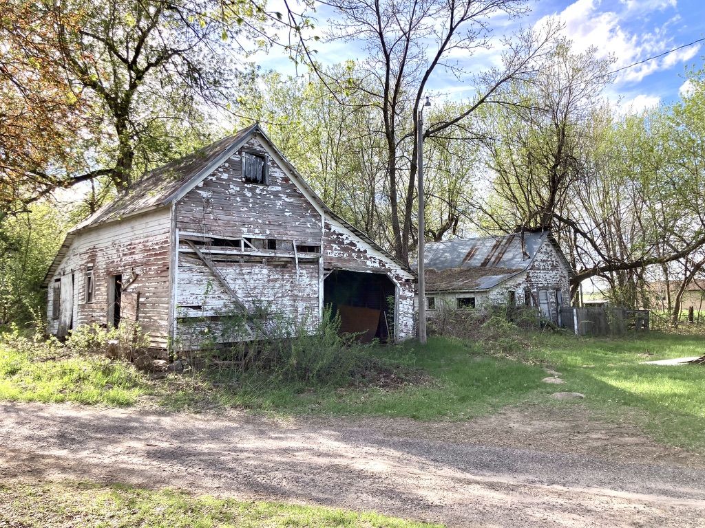 2 original barns/structures