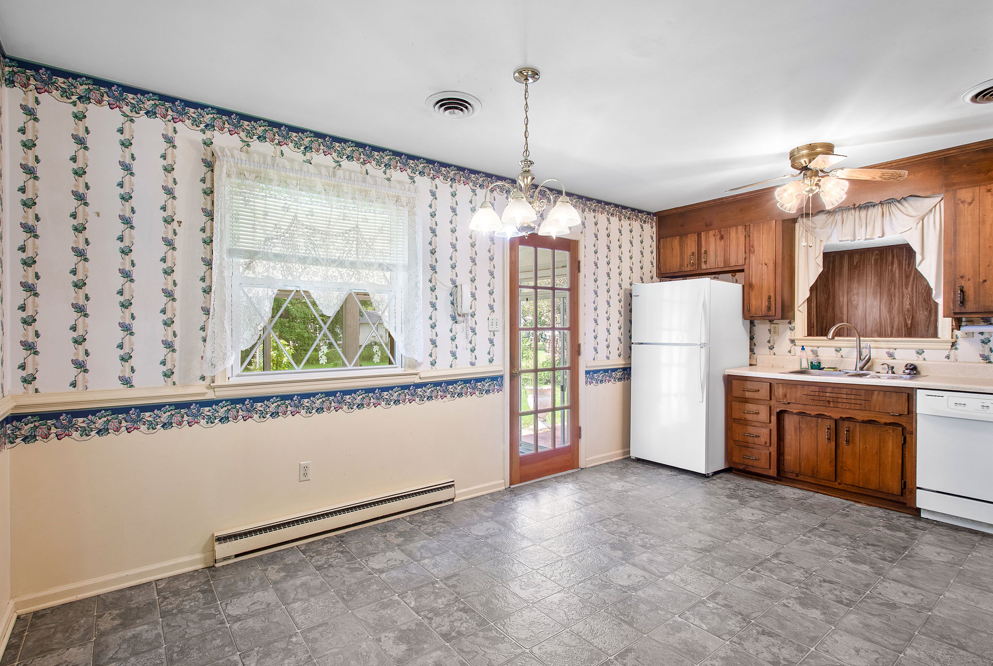 12-Kitchen