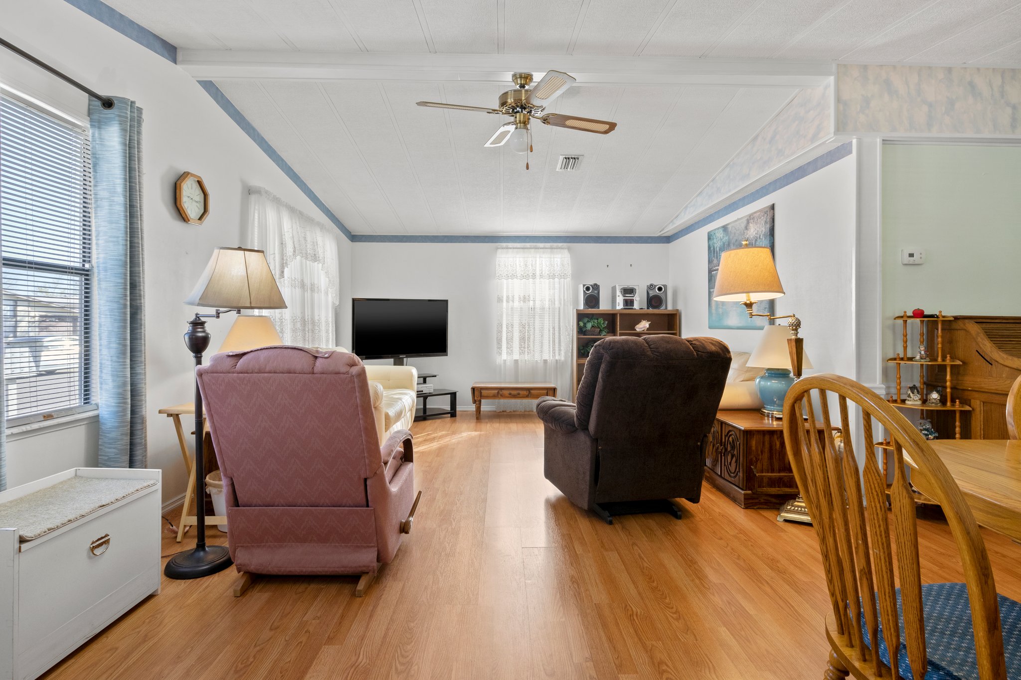 35134 McCulloughs Leap, Zephyrhills, FL 33541 Huvr Imaging