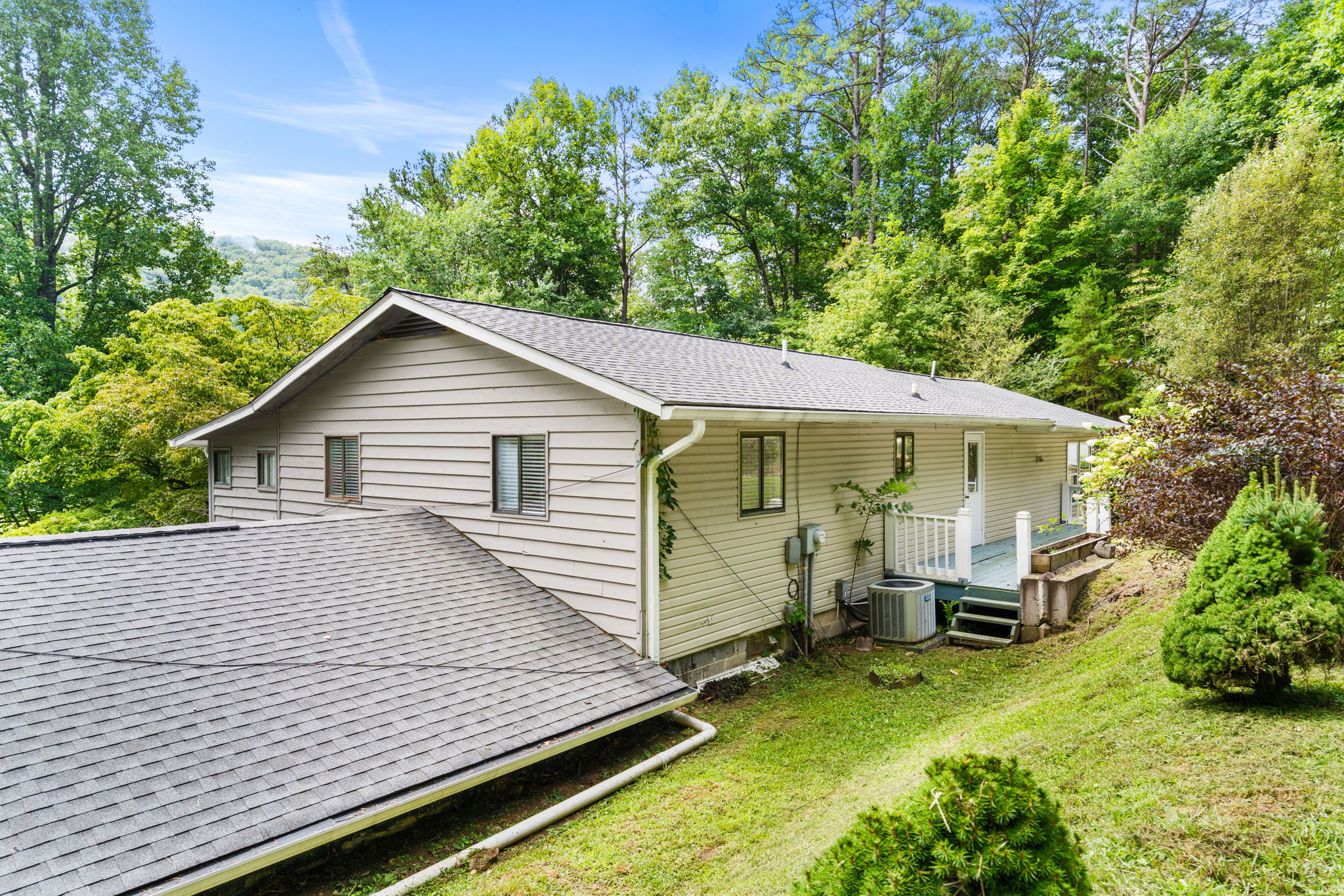  Photo 23
