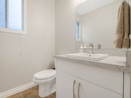  Photo 36