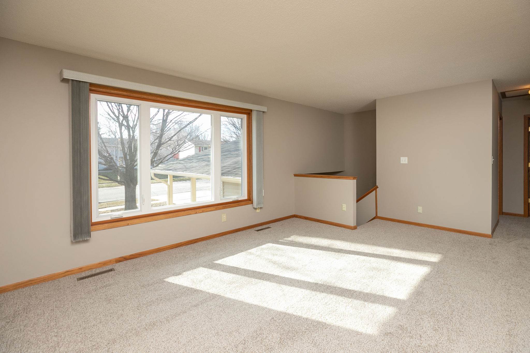 04-Living Room