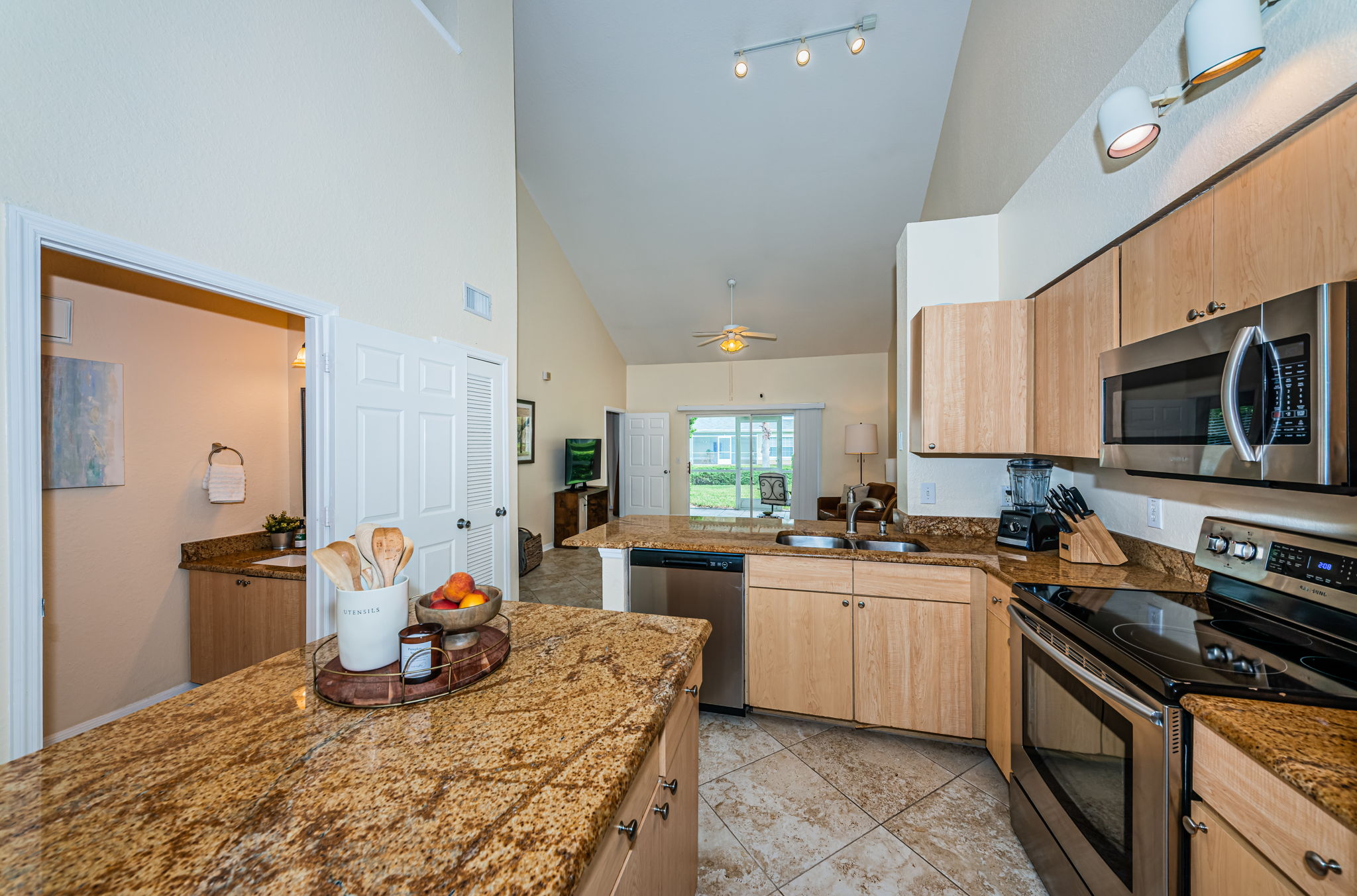 Kitchen 5
