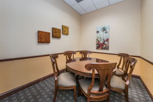 16-Meeting Room