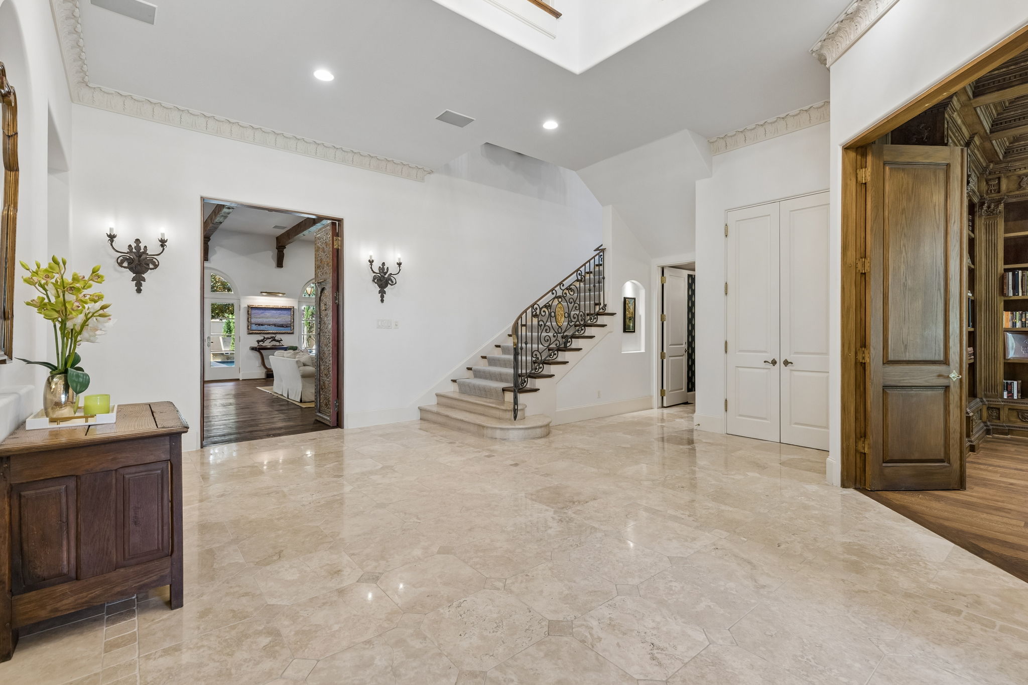 3516Beverly_006