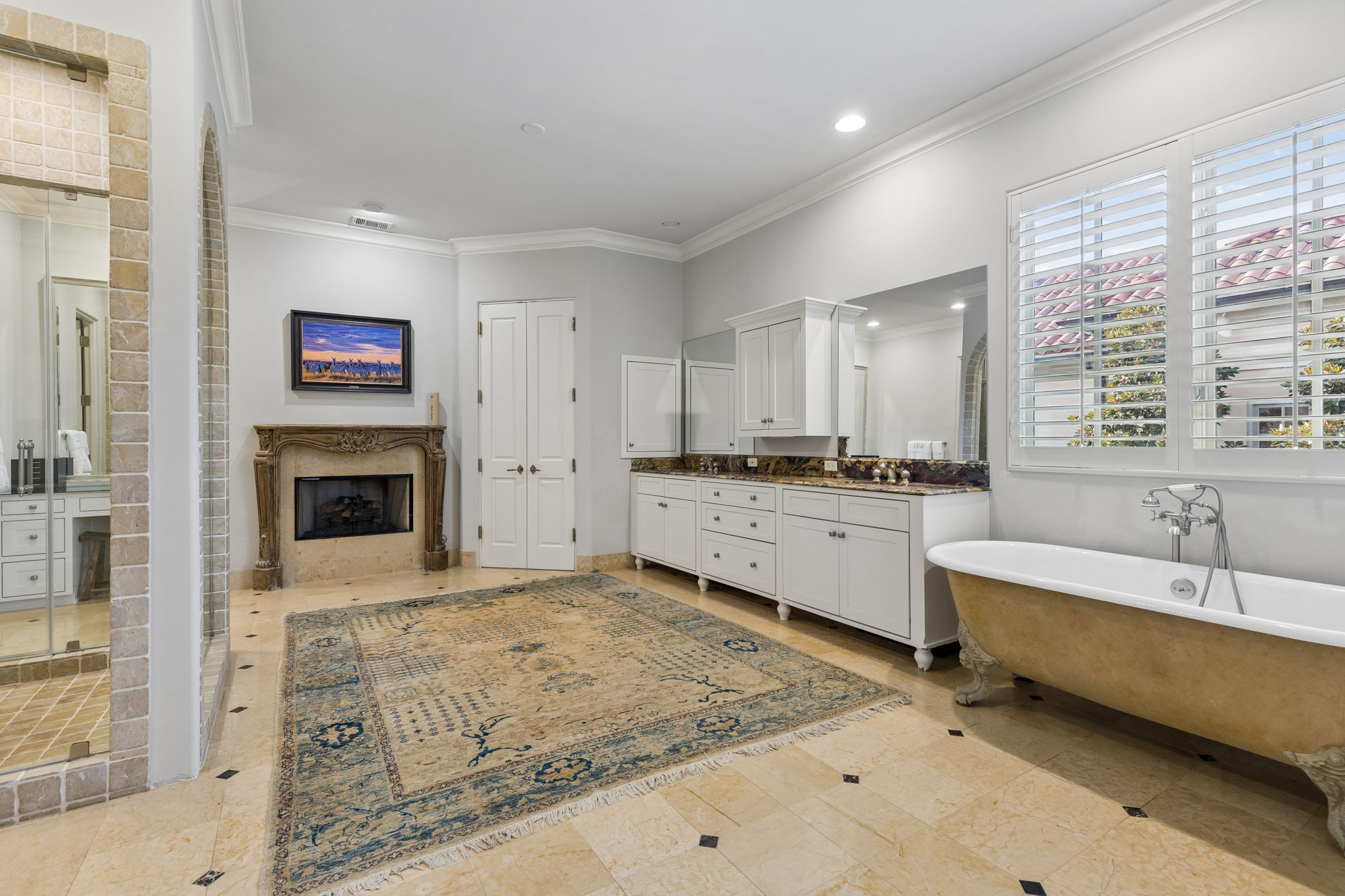 3516Beverly_032