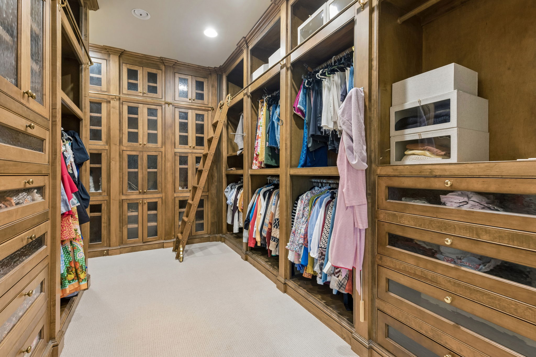 3516Beverly_036