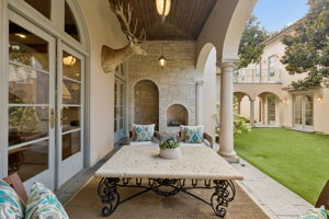 3516Beverly_061