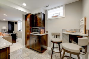 Lower Level - Wet Bar