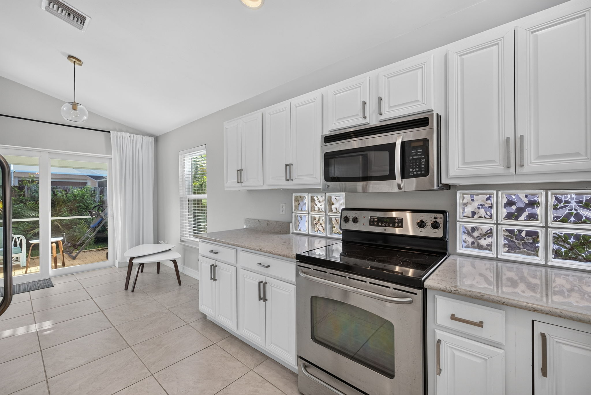 Kitchen 2 of 3