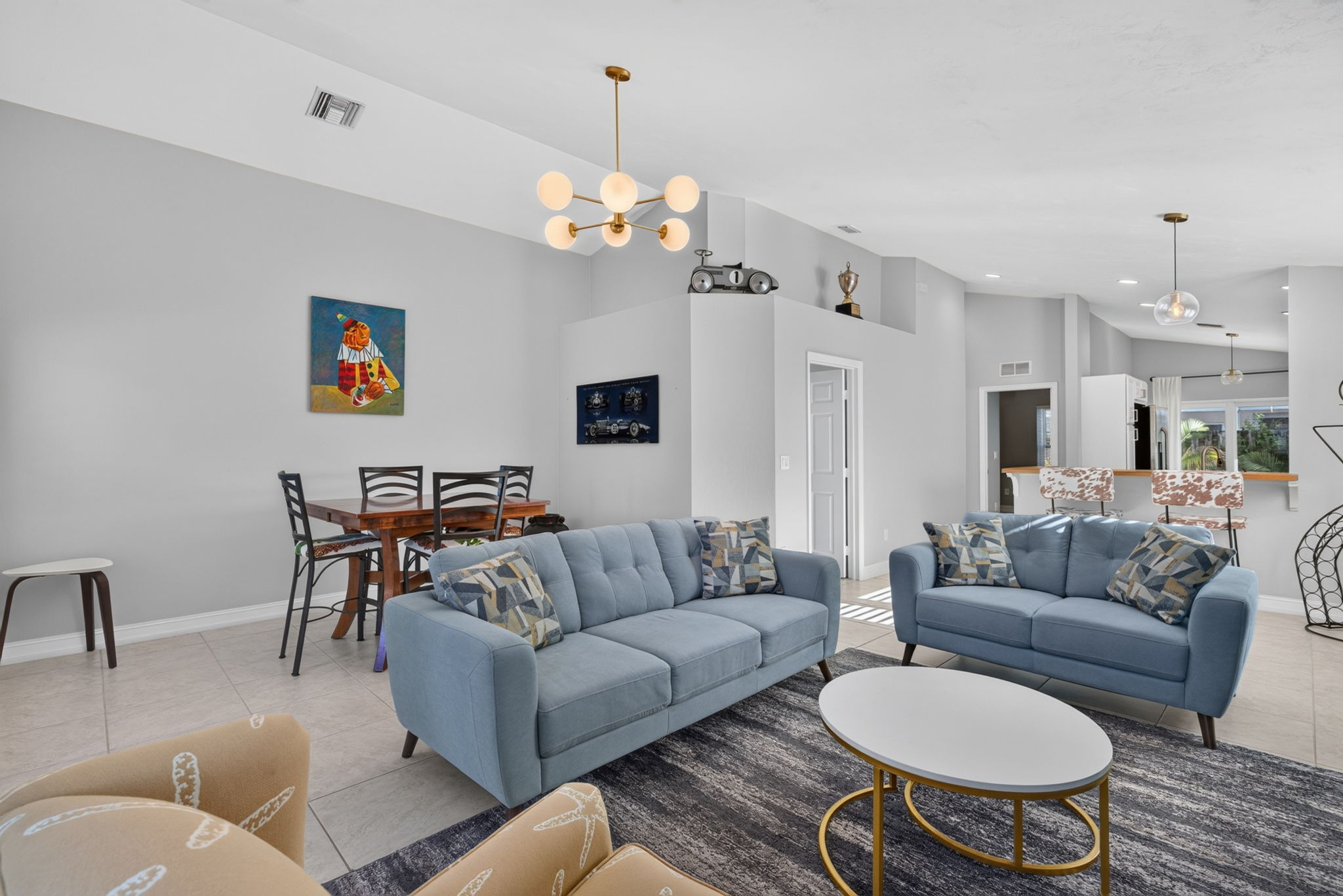 Living Room 4 of 4