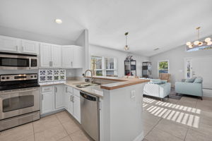 Kitchen 1 of 3