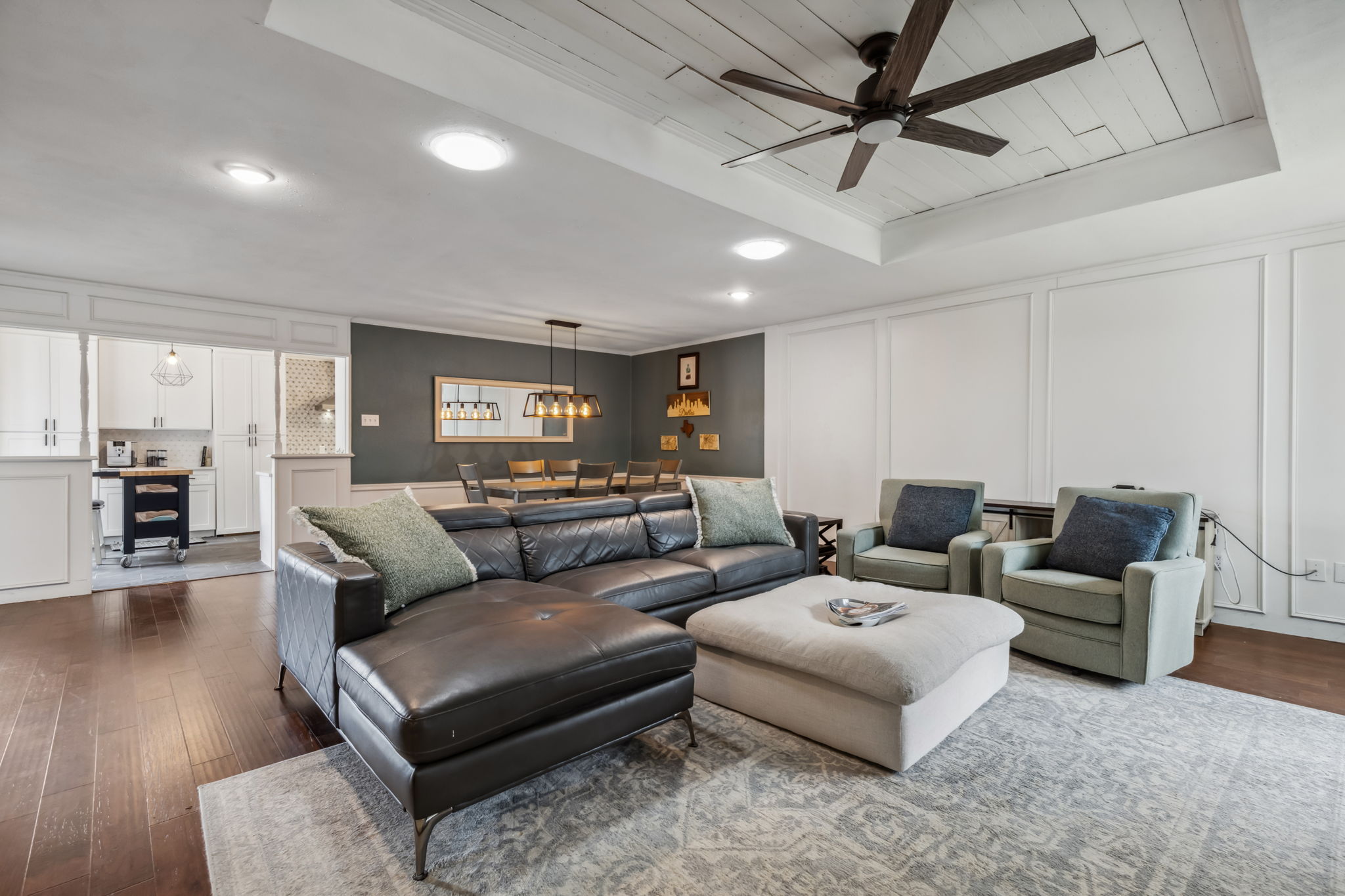 3517Briarcliff_003