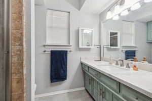 3517Briarcliff_025