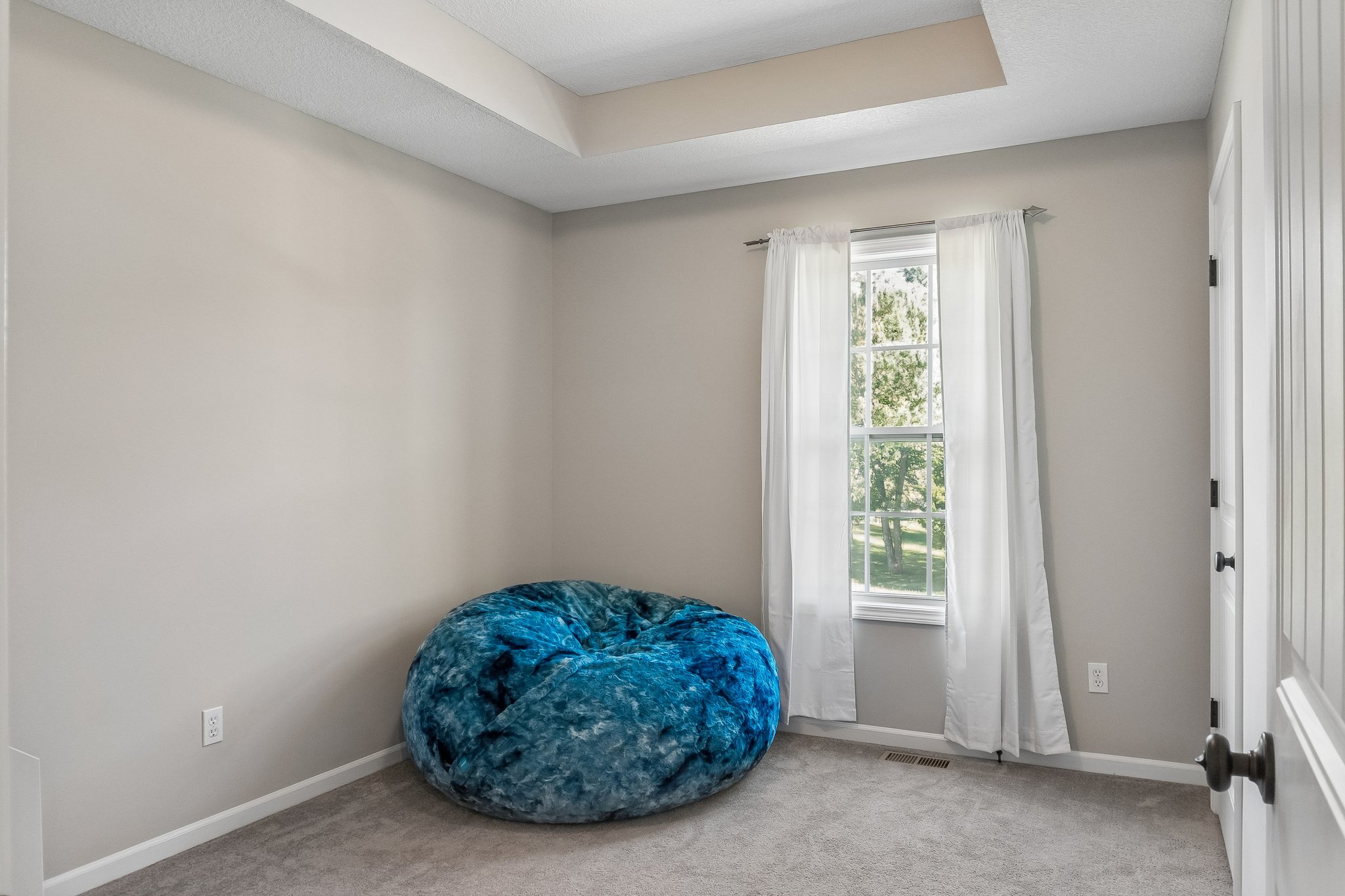 3517 NE 85th Terrace - 016.jpg