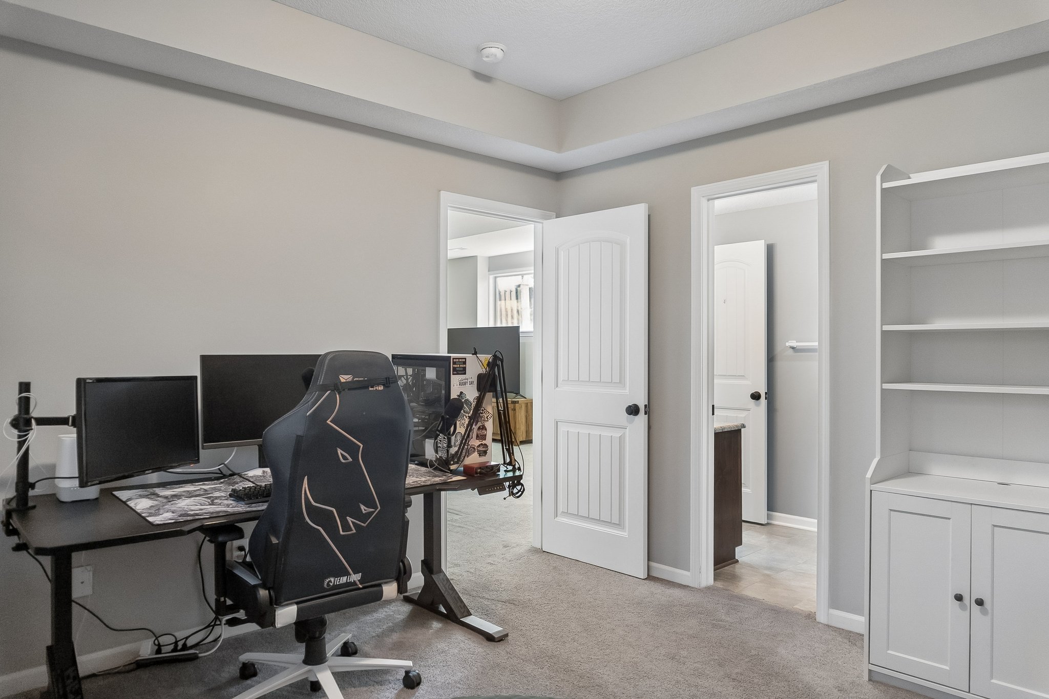 3517 NE 85th Terrace - 025.jpg