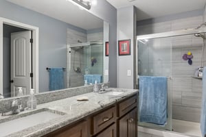 3517 NE 85th Terrace - 015.jpg