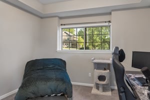 3517 NE 85th Terrace - 024.jpg