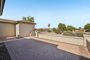N Mansfield Dr-S0406-011.jpg
