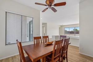 N Mansfield Dr-S0406-018.jpg
