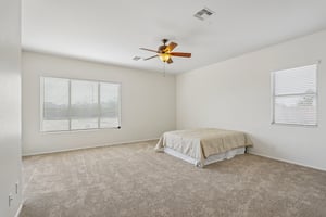 N Mansfield Dr-S0406-026.jpg