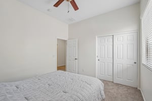N Mansfield Dr-S0406-039.jpg
