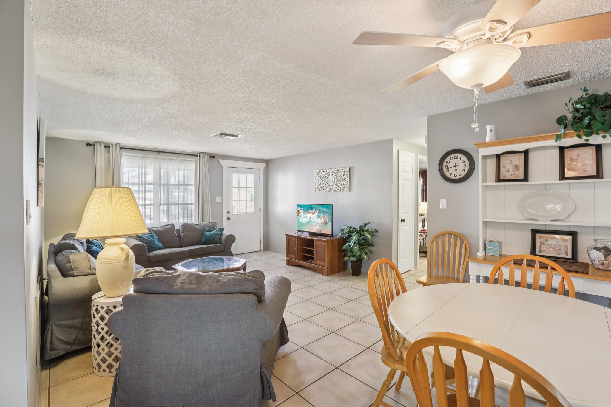 Oxford Dr-S0512-009.jpg