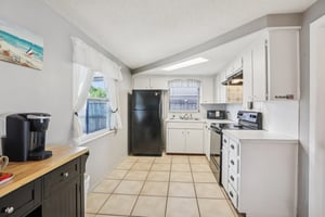 Oxford Dr-S0512-013.jpg