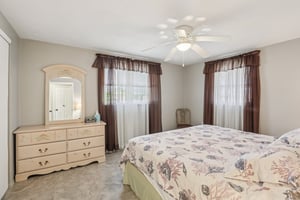 Oxford Dr-S0512-018.jpg