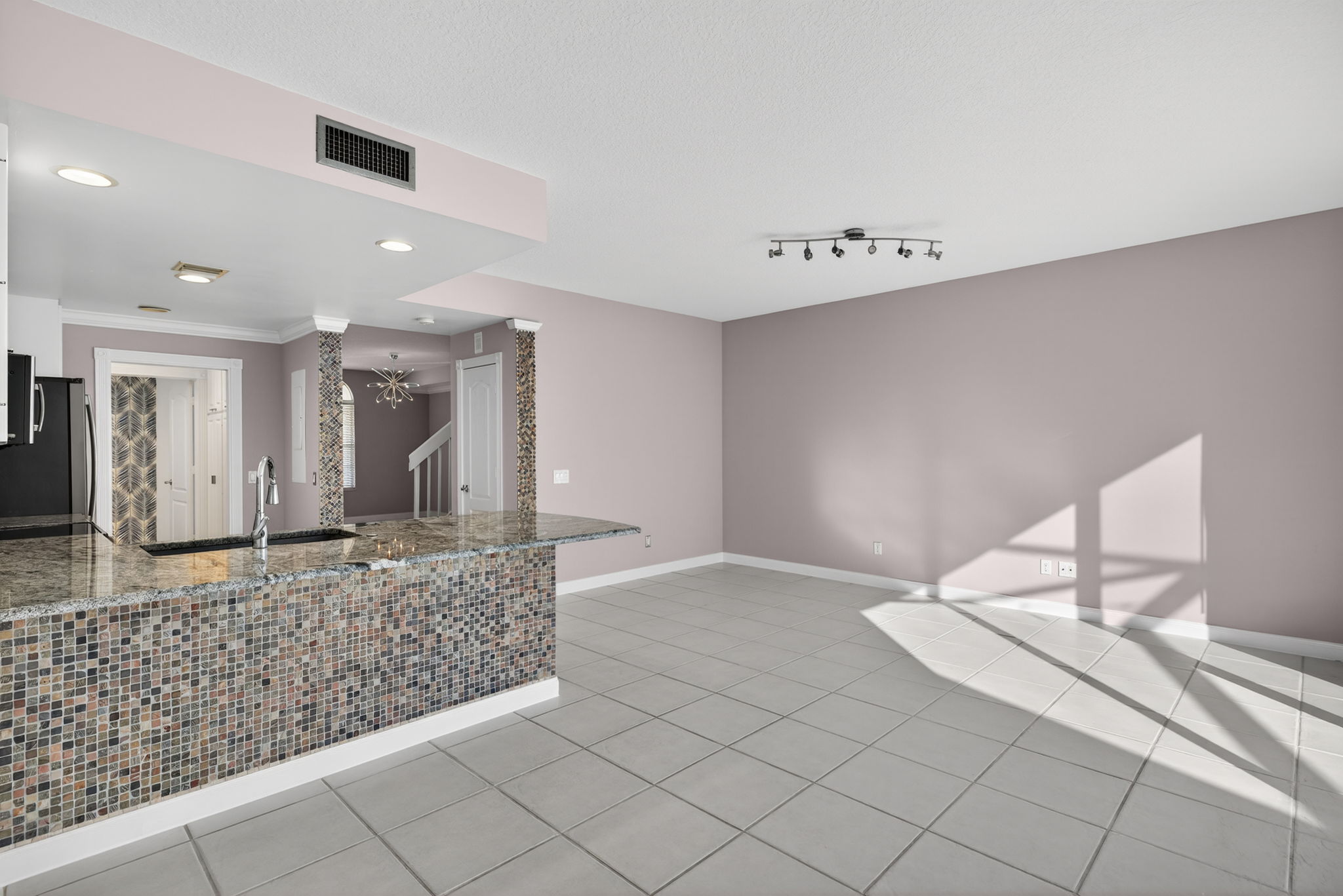 Virtual staging Dinning Room