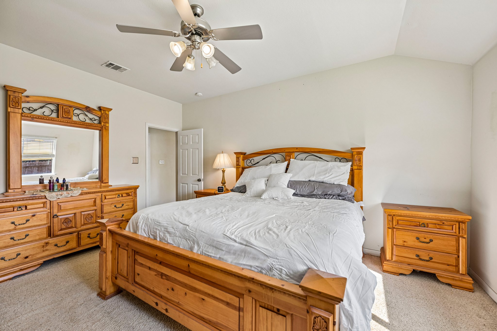 Cheyenne St-S1108-029.jpg