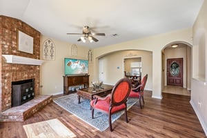 Cheyenne St-S1108-012.jpg